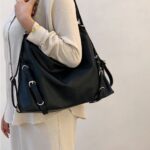 کیف دوشی زنانه مدل لش